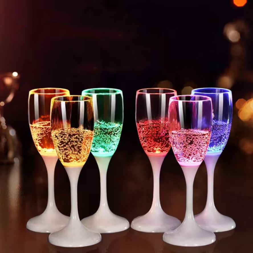 6색 LED 자동 점멸 컵, 멀티 컬러 라이트업 머그잔 - Beer Wine Up 리뷰 및 가격