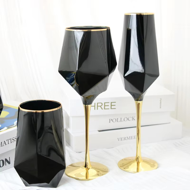 순수 블랙 크리스탈 골든 에지 와인 잔, 럭셔리 불규칙 - Wine Beer Champagne 리뷰 및 가격